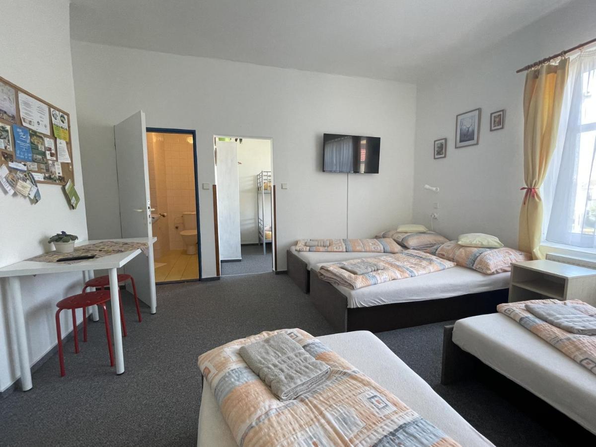 Penzion Slunecnice Dvůr Králové nad Labem Extérieur photo