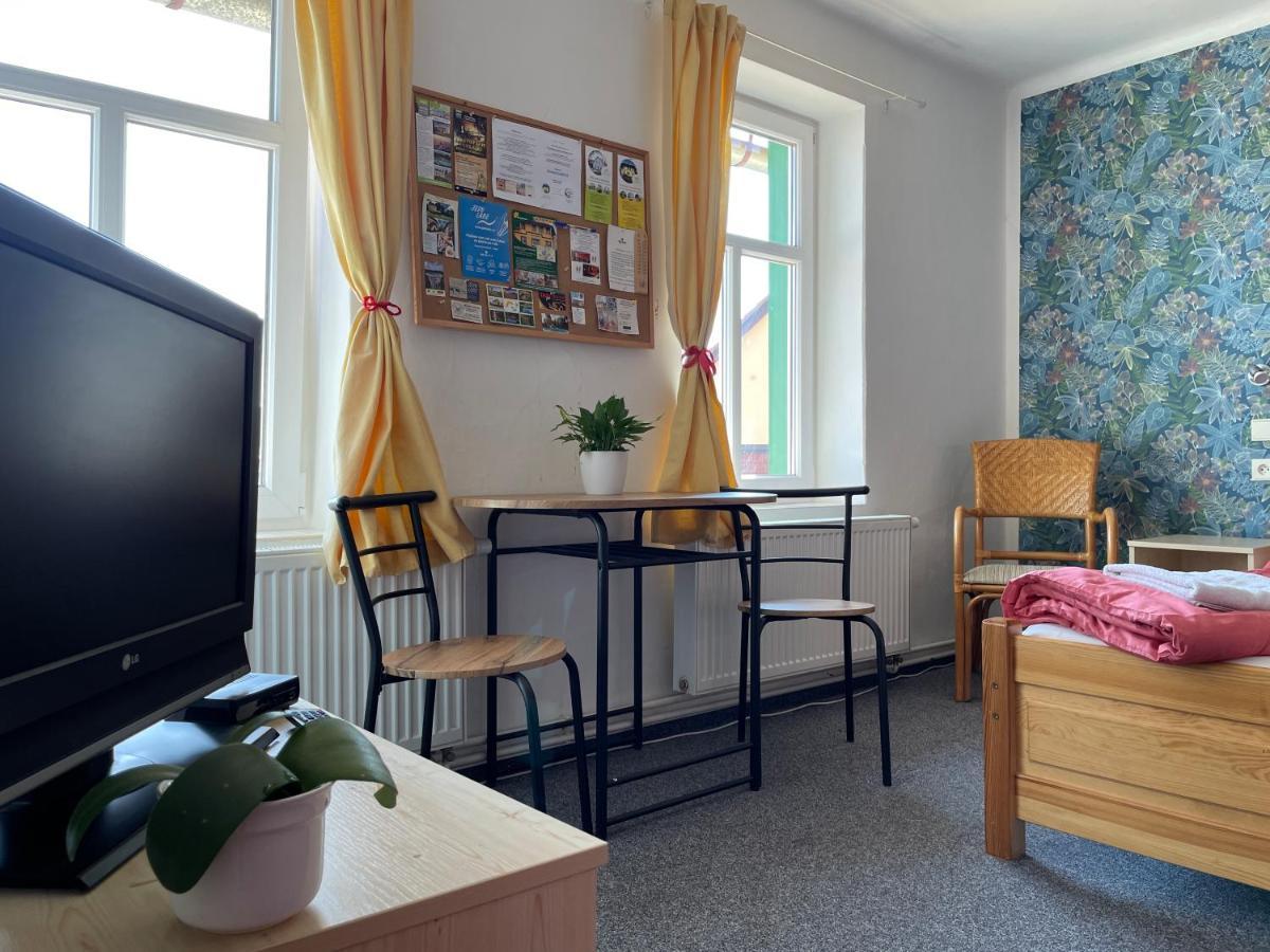 Penzion Slunecnice Dvůr Králové nad Labem Extérieur photo